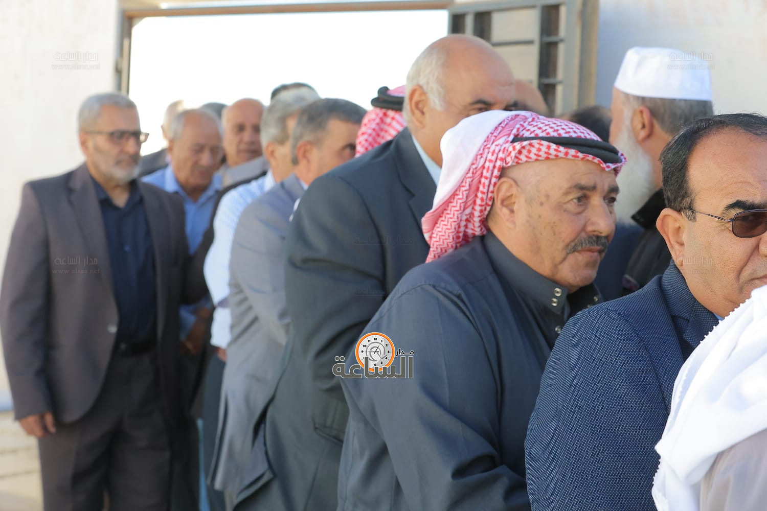 Madar Al-Saa Images 0.5613609425990664