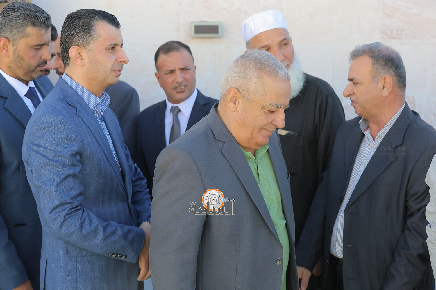 Madar Al-Saa Images 0.7163832548675234