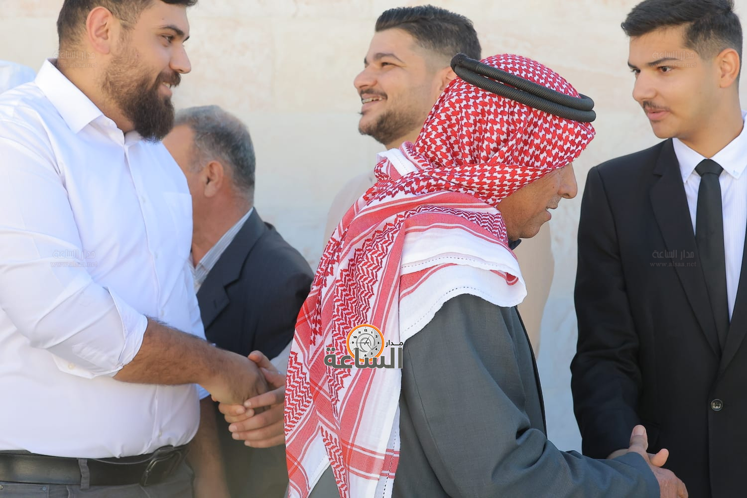 Madar Al-Saa Images 0.9198860692056156