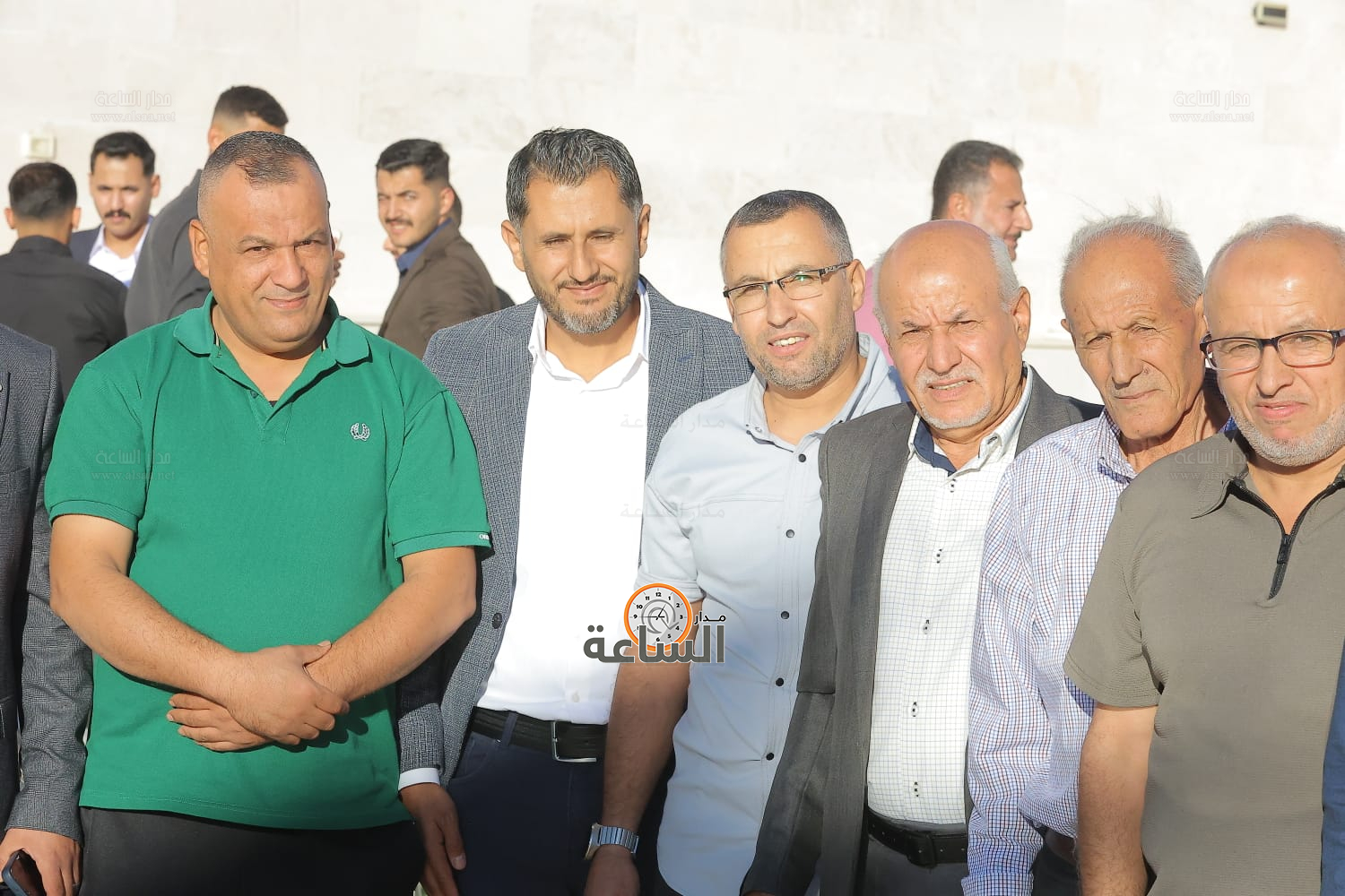 Madar Al-Saa Images 0.004475391363637948