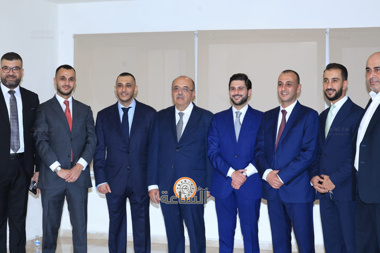 Madar Al-Saa Images 0.09334510008643881