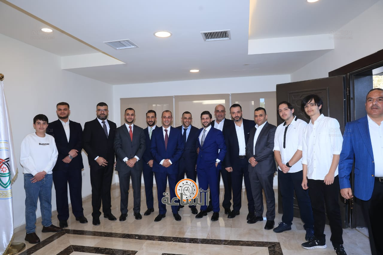 Madar Al-Saa Images 0.6944154344680897