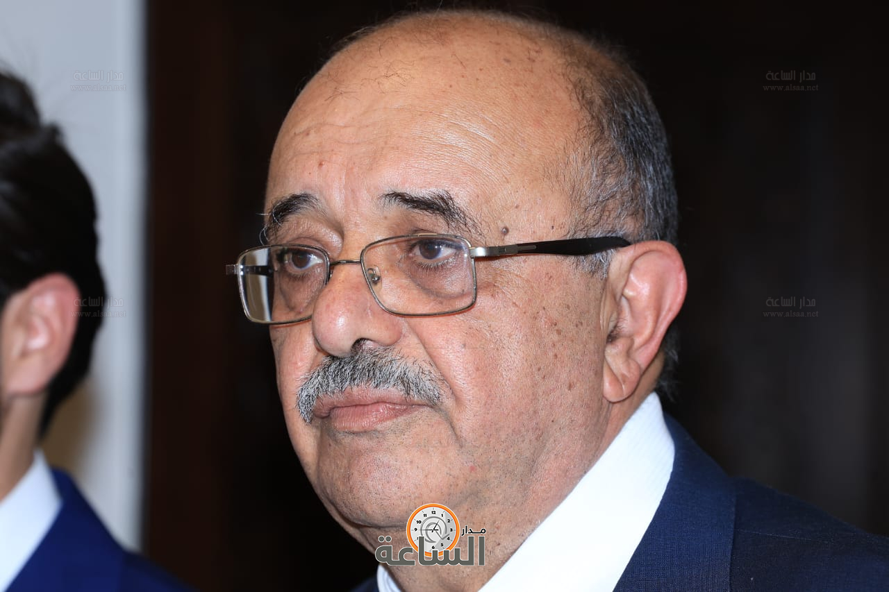 Madar Al-Saa Images 0.003068896693319667