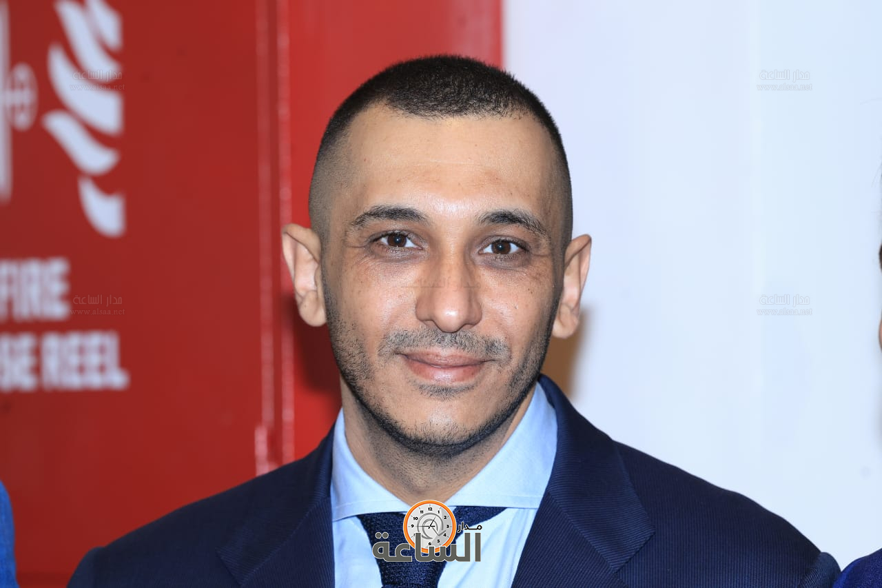 Madar Al-Saa Images 0.7490911754856787