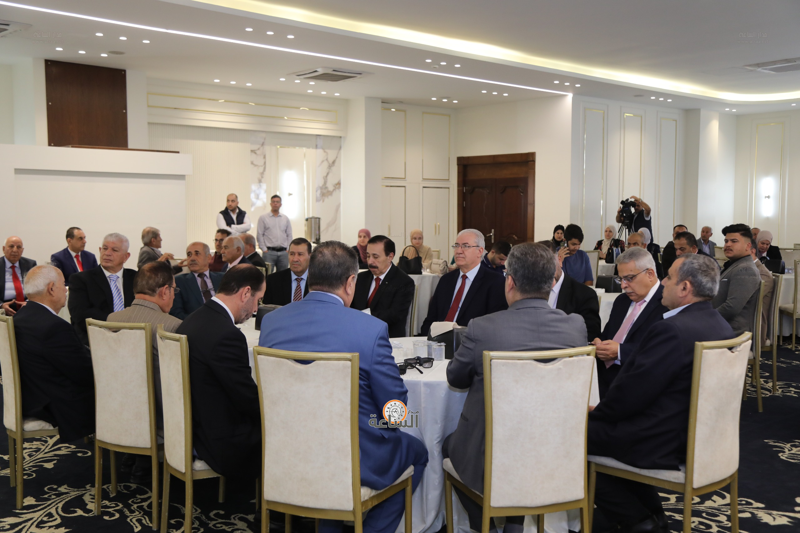 Madar Al-Saa Images 0.19126171305424156