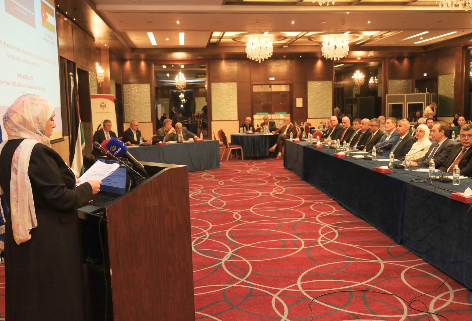 Madar Al-Saa Images 0.9144204308069136