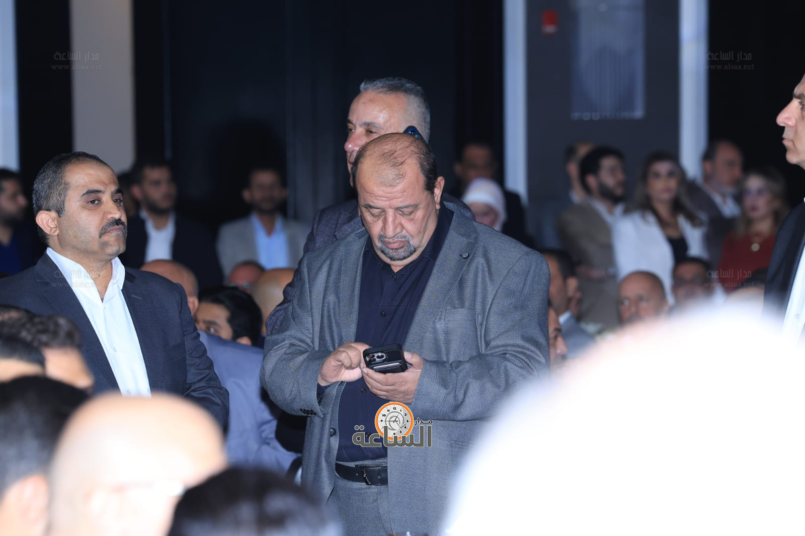 Madar Al-Saa Images 0.47426945759219363