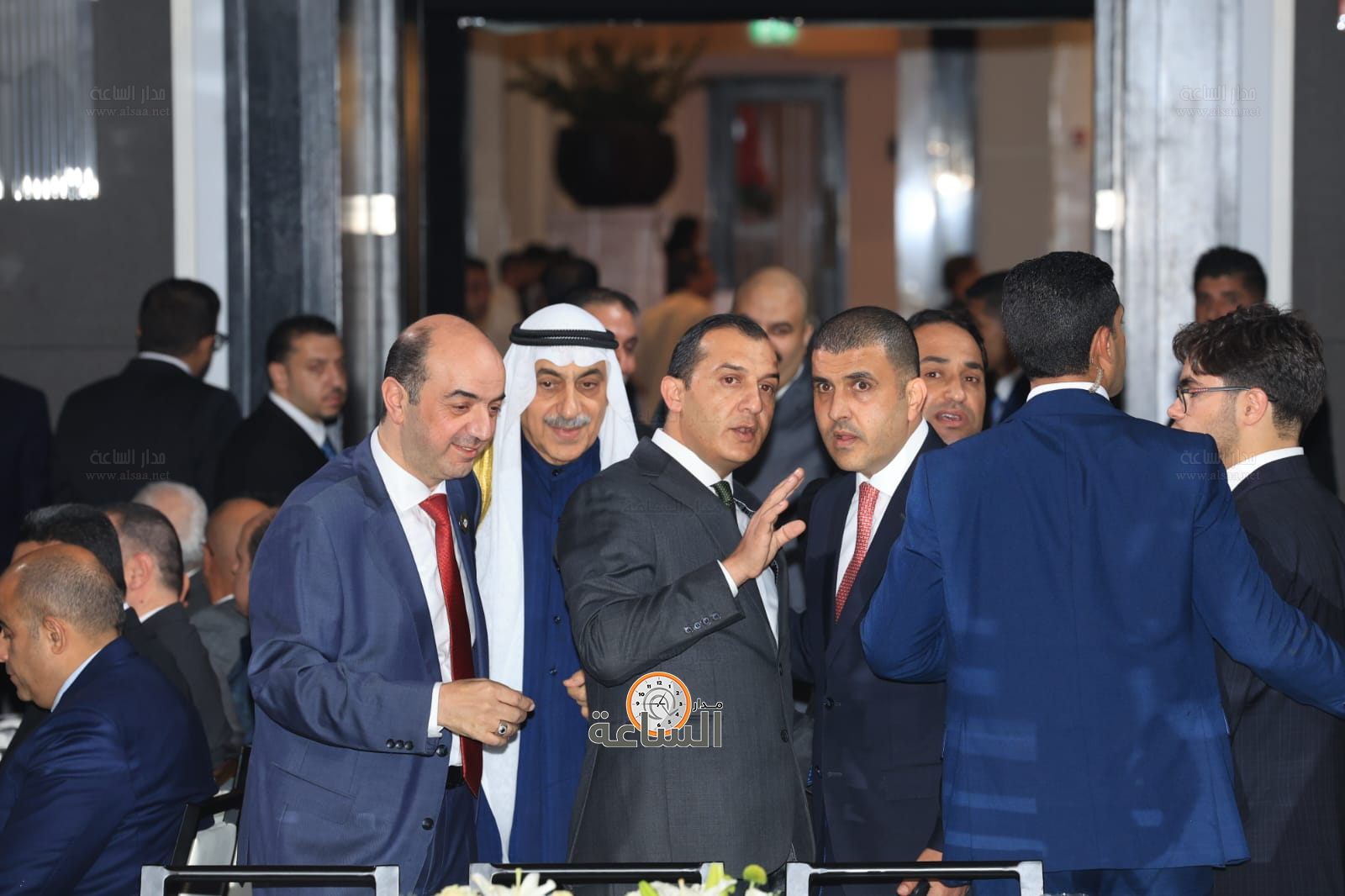 Madar Al-Saa Images 0.01863136293934997