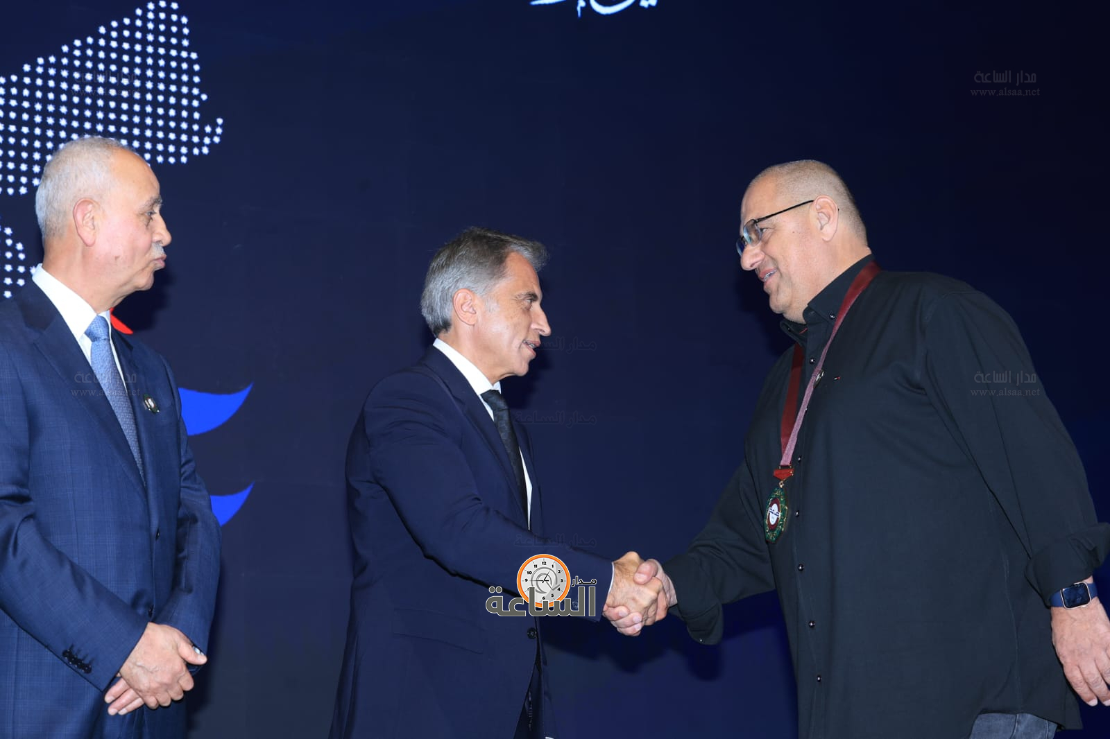 Madar Al-Saa Images 0.9787253994292521