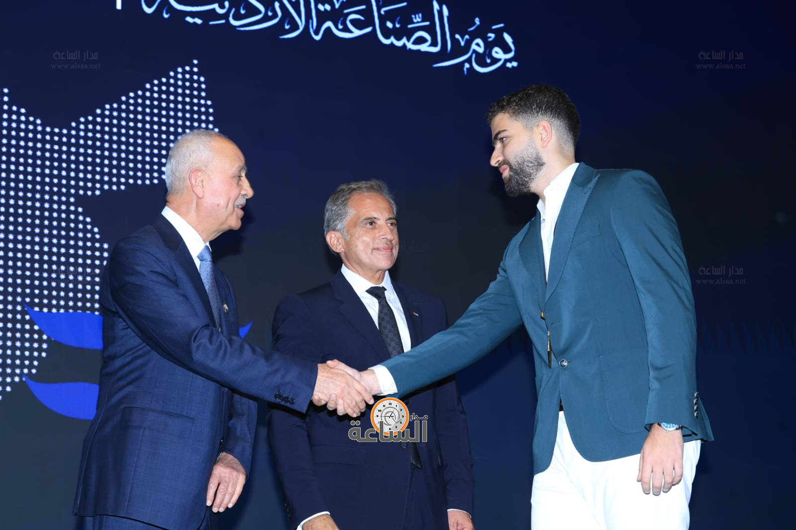 Madar Al-Saa Images 0.6101750683597688