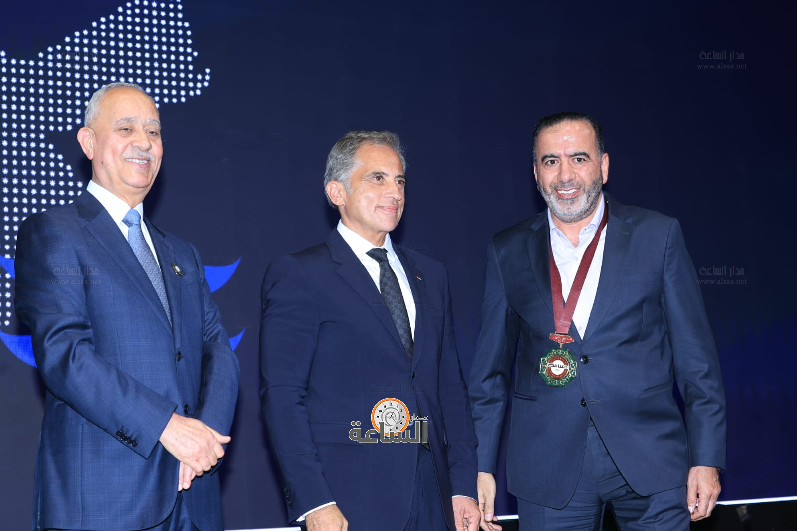 Madar Al-Saa Images 0.6576416443503859