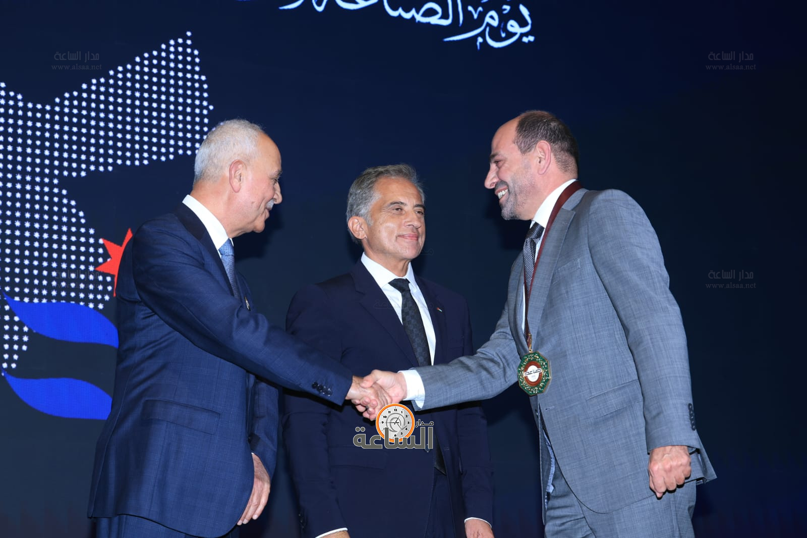 Madar Al-Saa Images 0.0658040377187411