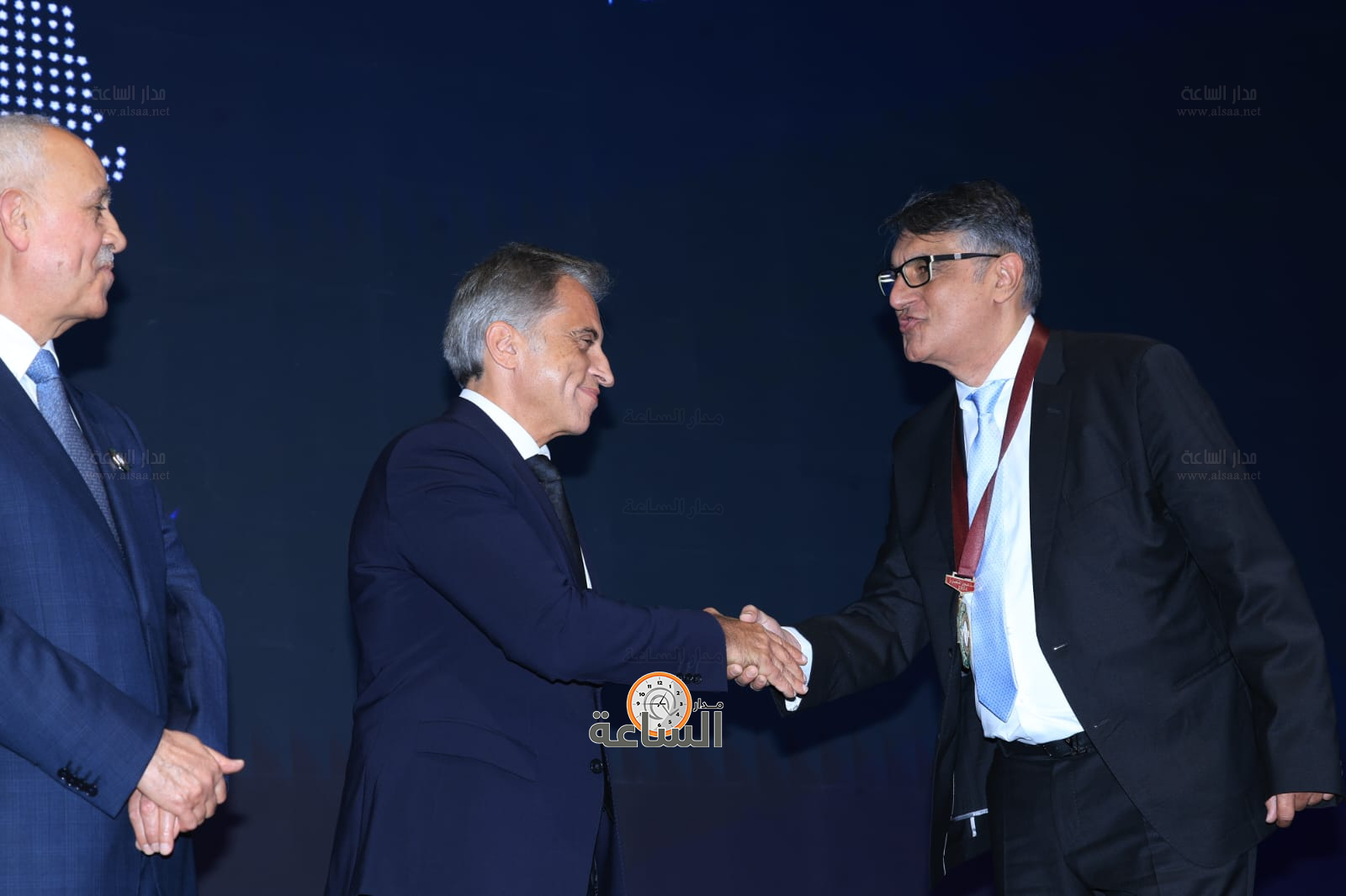 Madar Al-Saa Images 0.03597773803690152