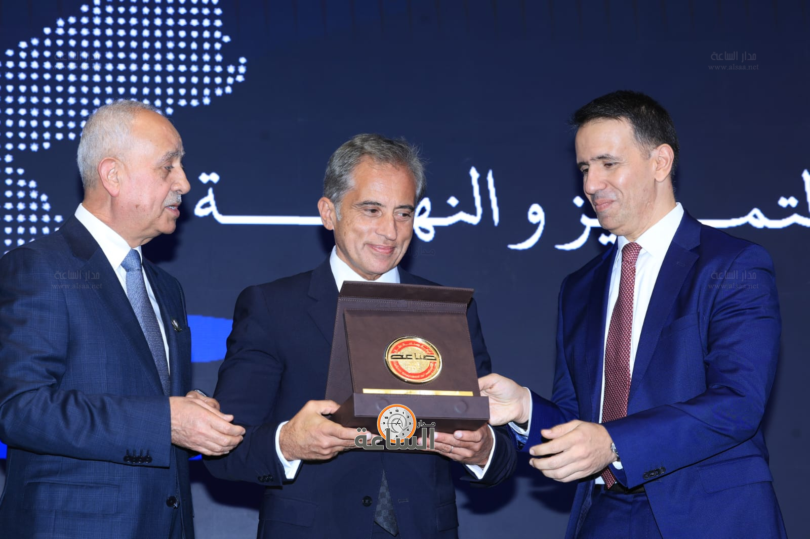 Madar Al-Saa Images 0.1641410000848369