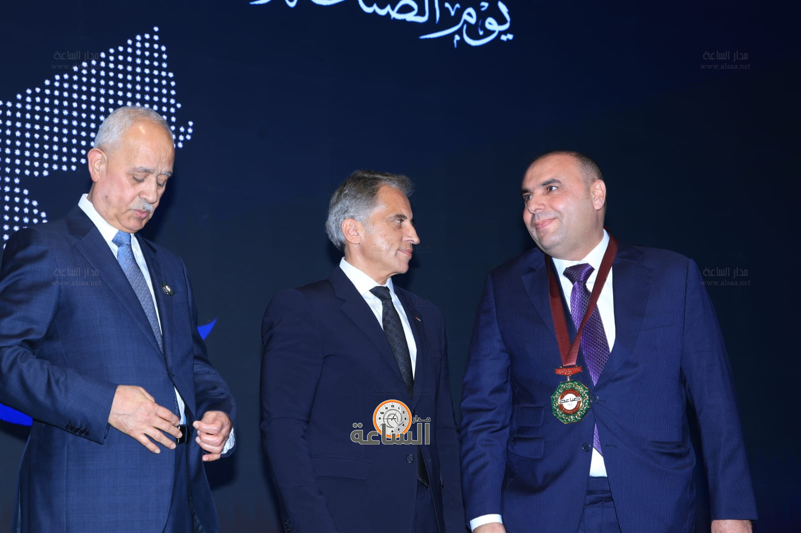 Madar Al-Saa Images 0.4936317156894512