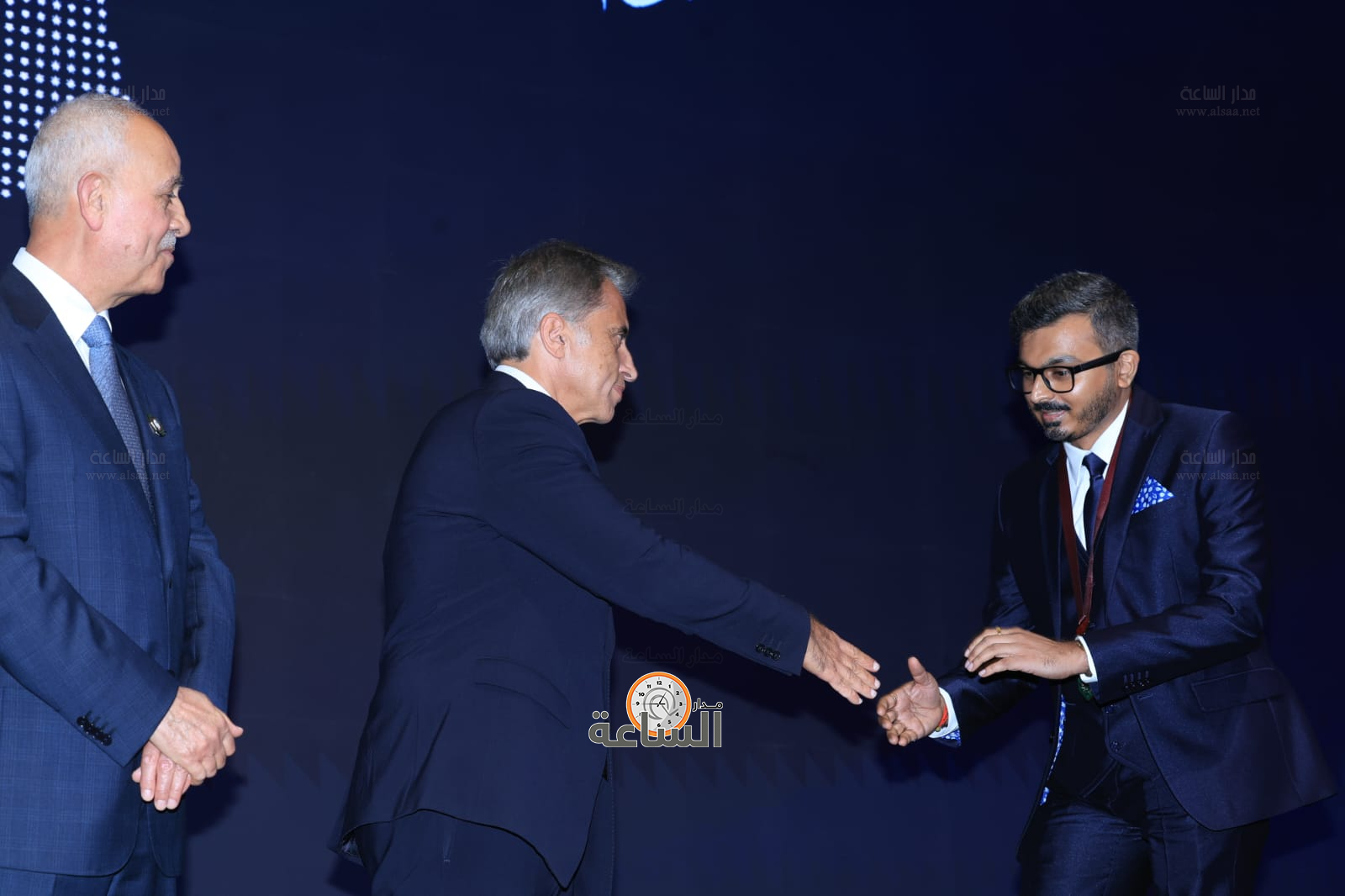 Madar Al-Saa Images 0.4796863135232965