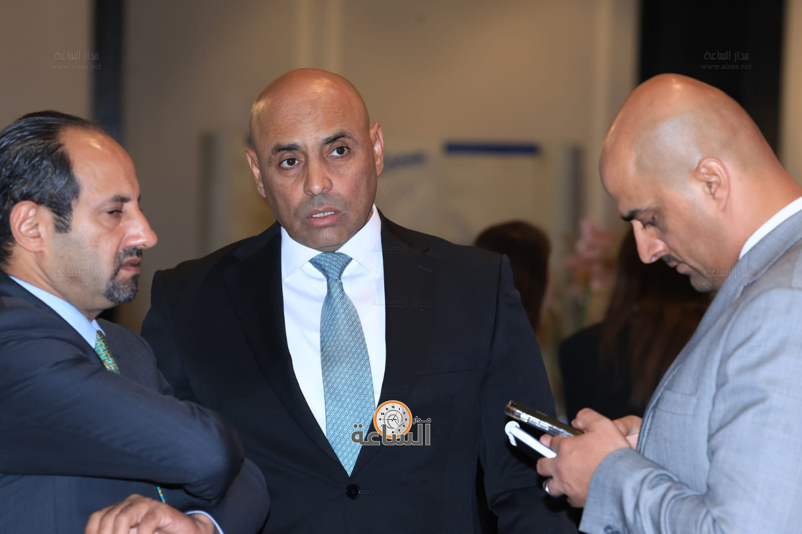 Madar Al-Saa Images 0.23715093115522834