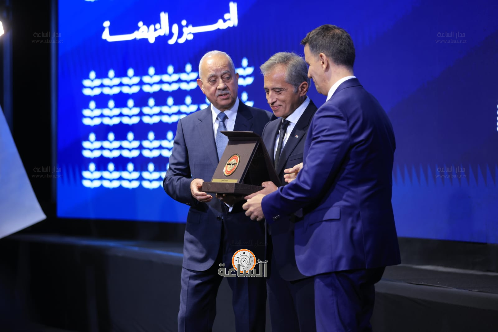 Madar Al-Saa Images 0.053496312810461966