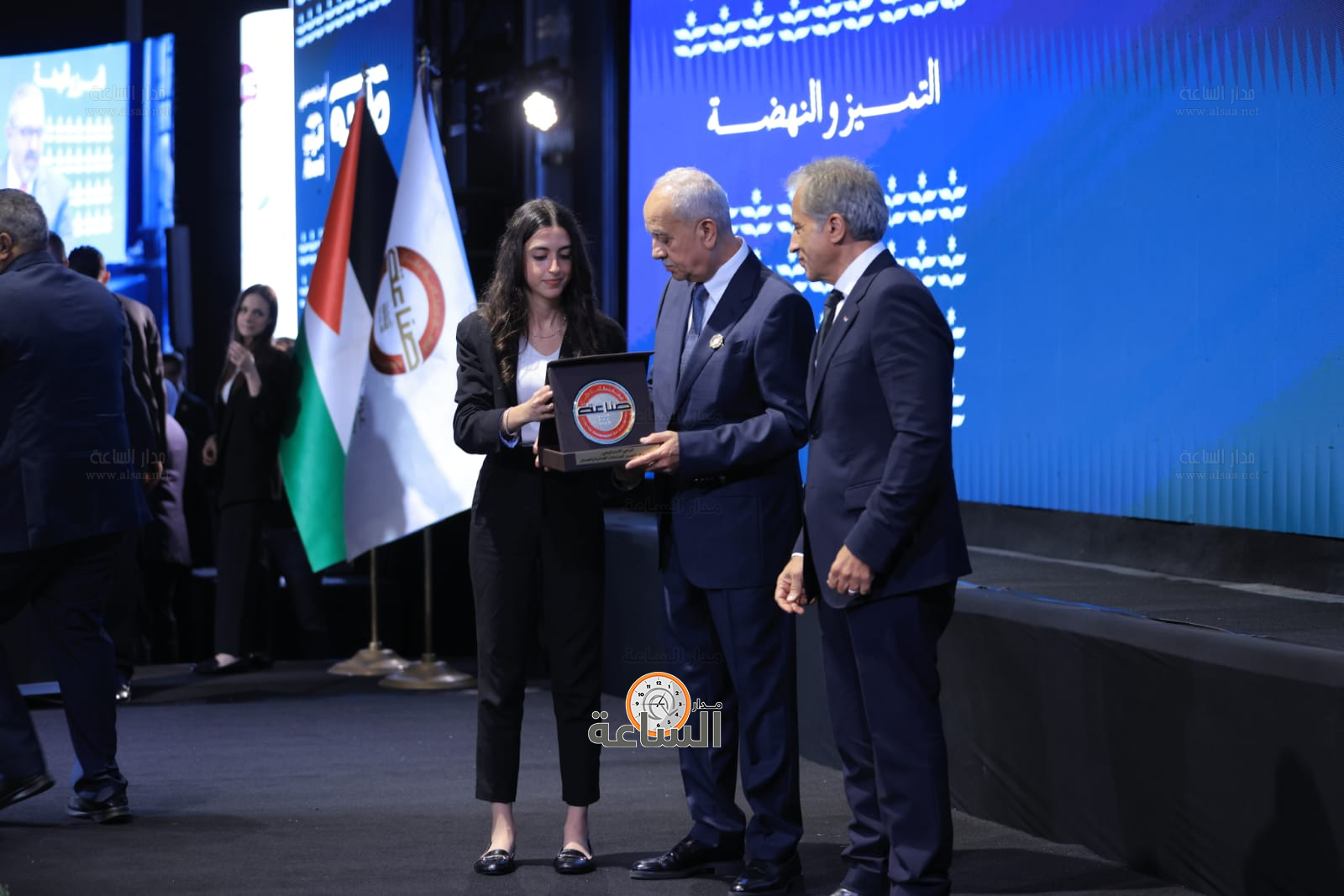 Madar Al-Saa Images 0.7226017726511248