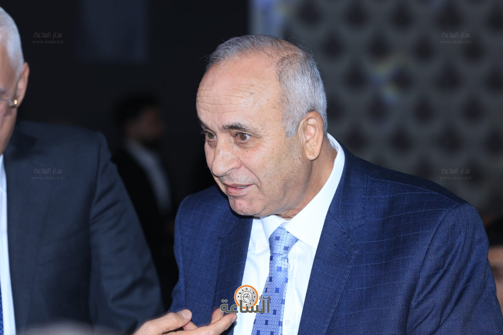 Madar Al-Saa Images 0.3689519811712476