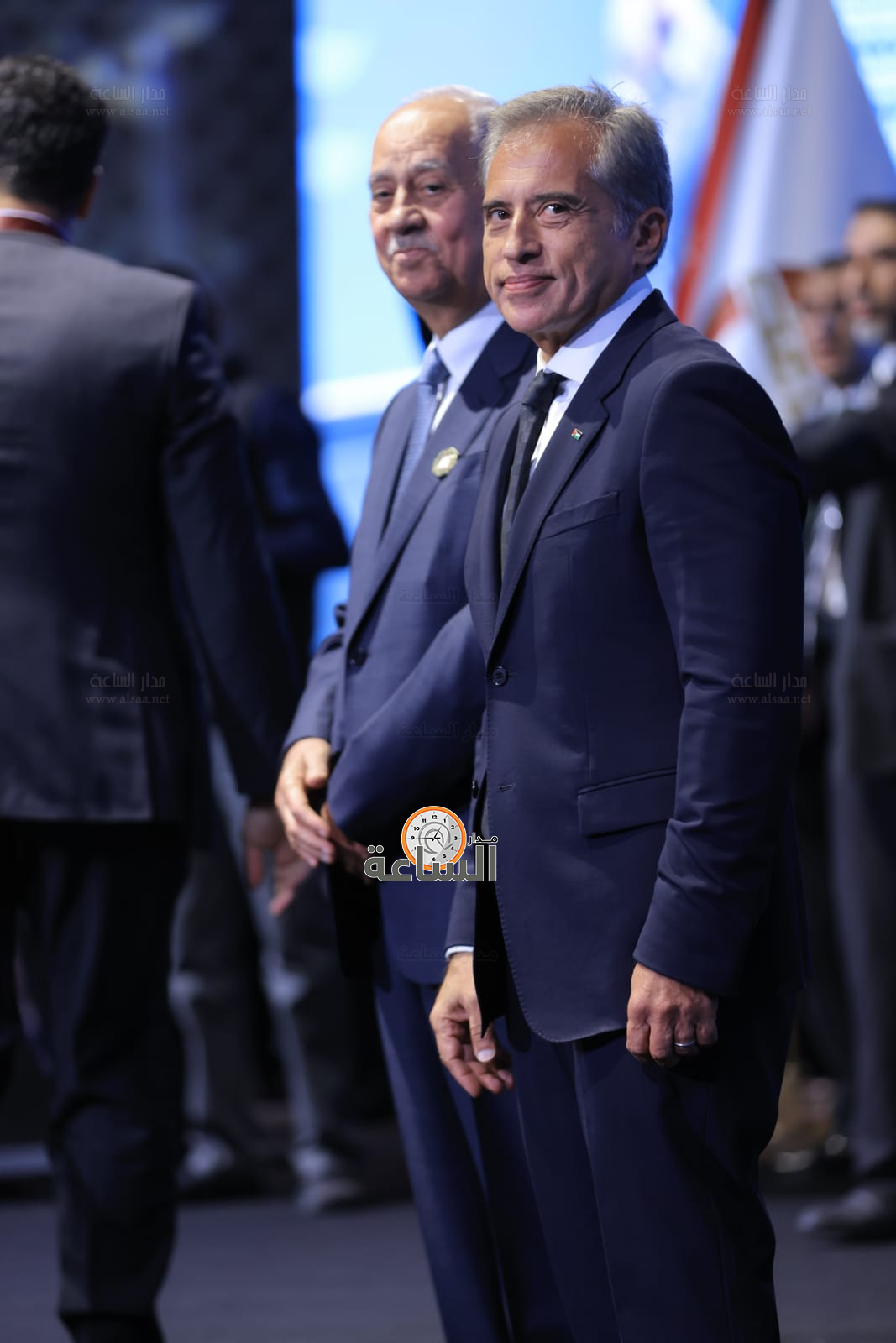 Madar Al-Saa Images 0.546882082752011