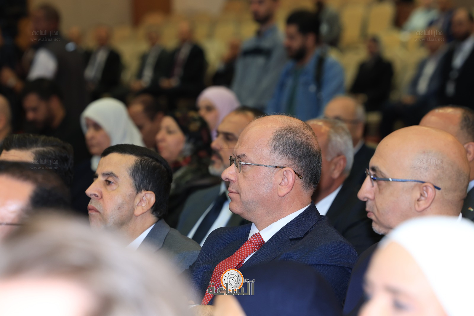 Madar Al-Saa Images 0.5839850335199157