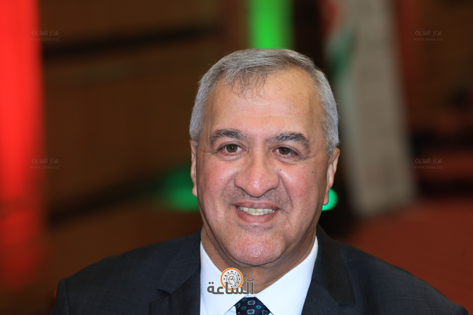 Madar Al-Saa Images 0.15752414678756765