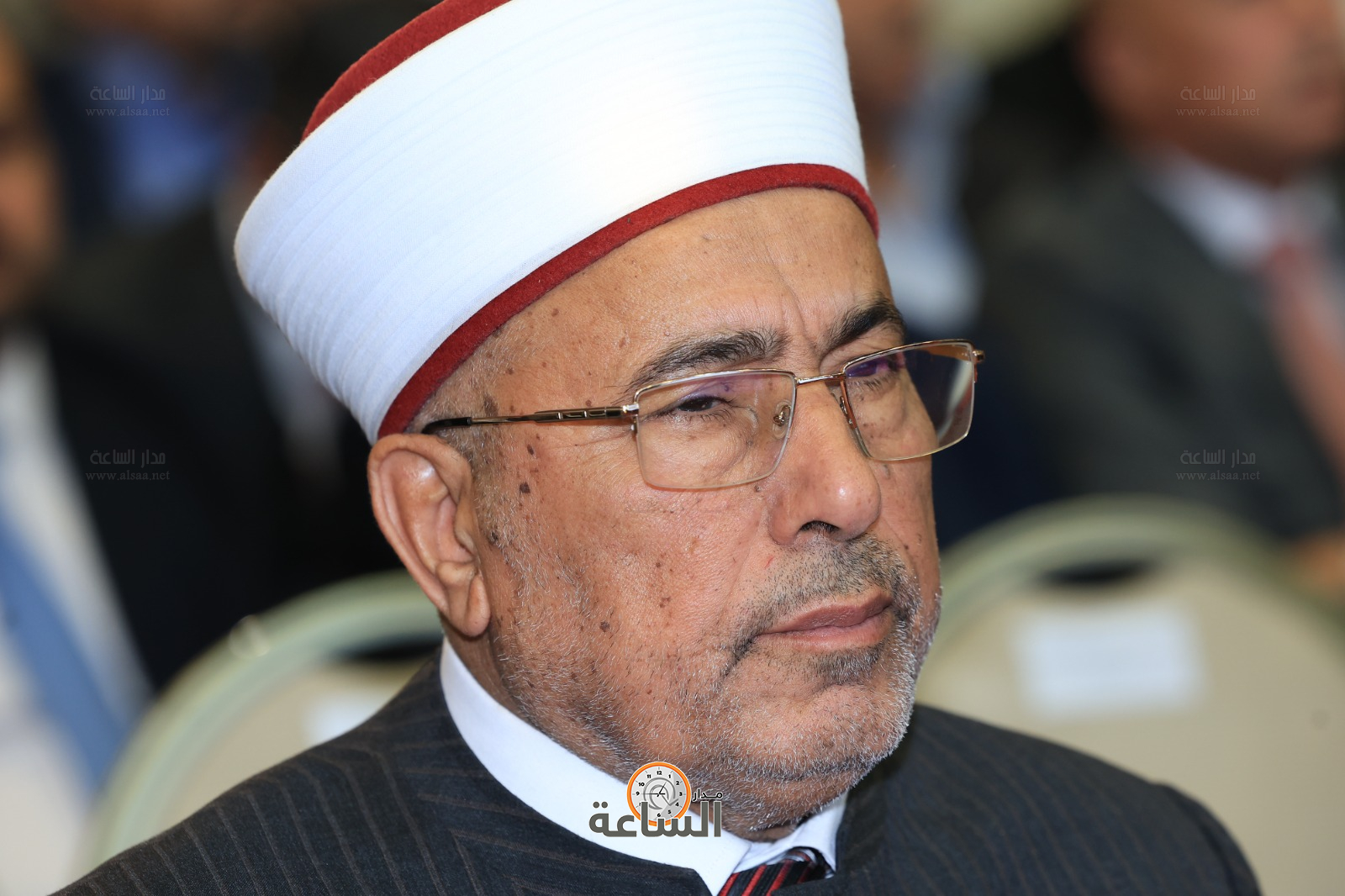 Madar Al-Saa Images 0.7737667592384697