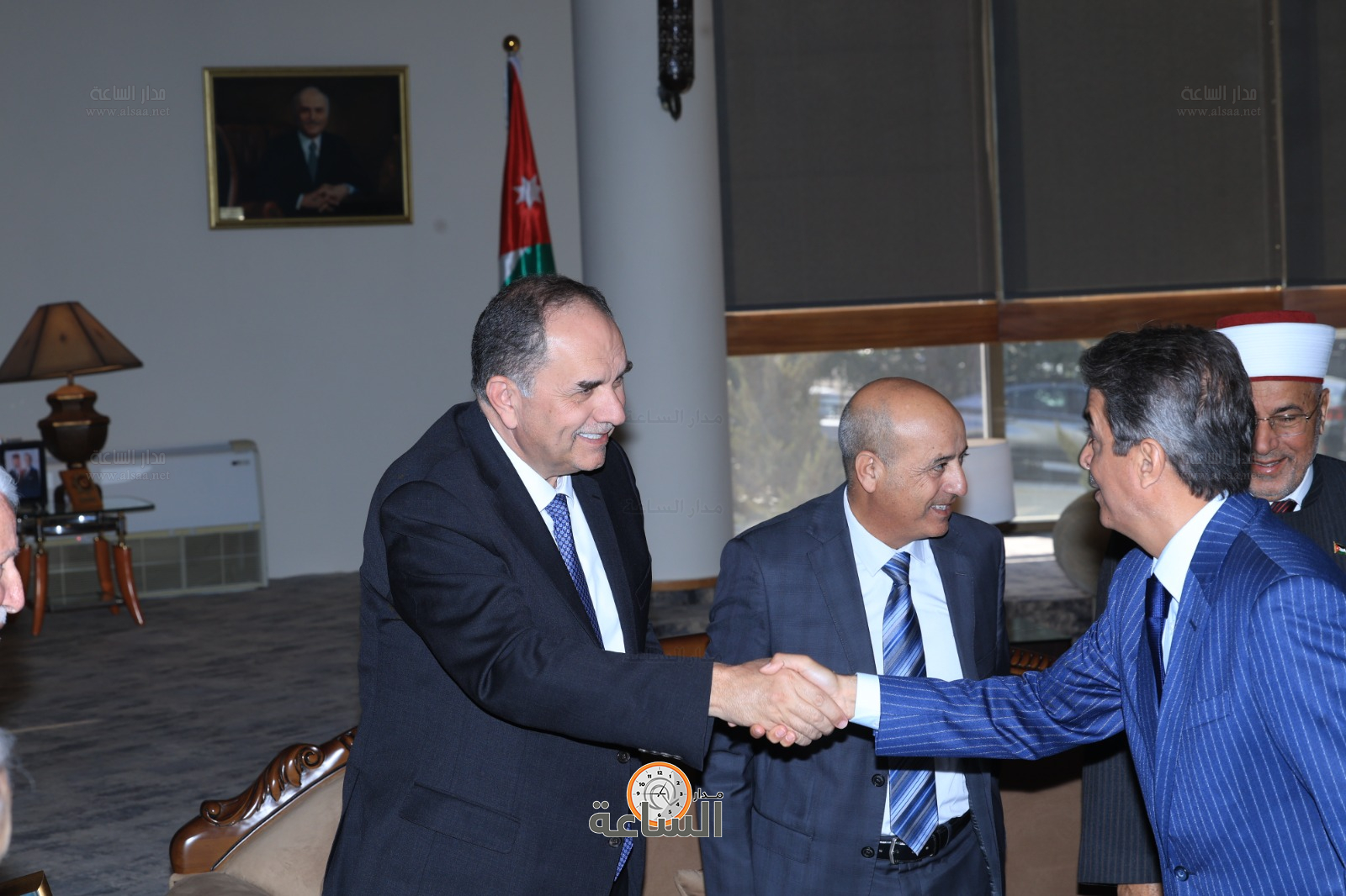 Madar Al-Saa Images 0.4494964408427162