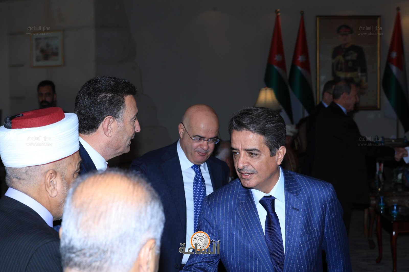 Madar Al-Saa Images 0.18508653145204823