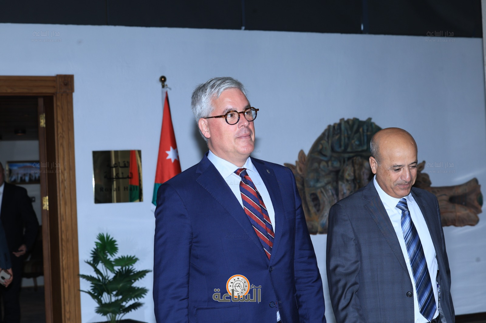 Madar Al-Saa Images 0.5805634064744007