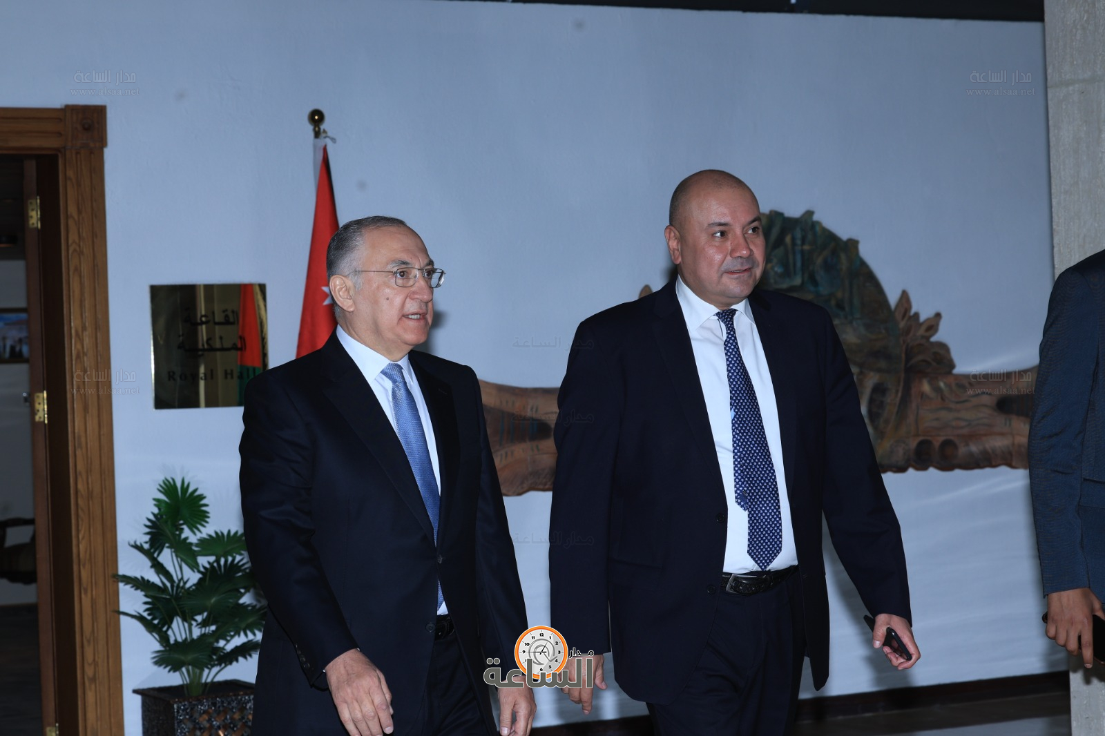 Madar Al-Saa Images 0.4022309903048541