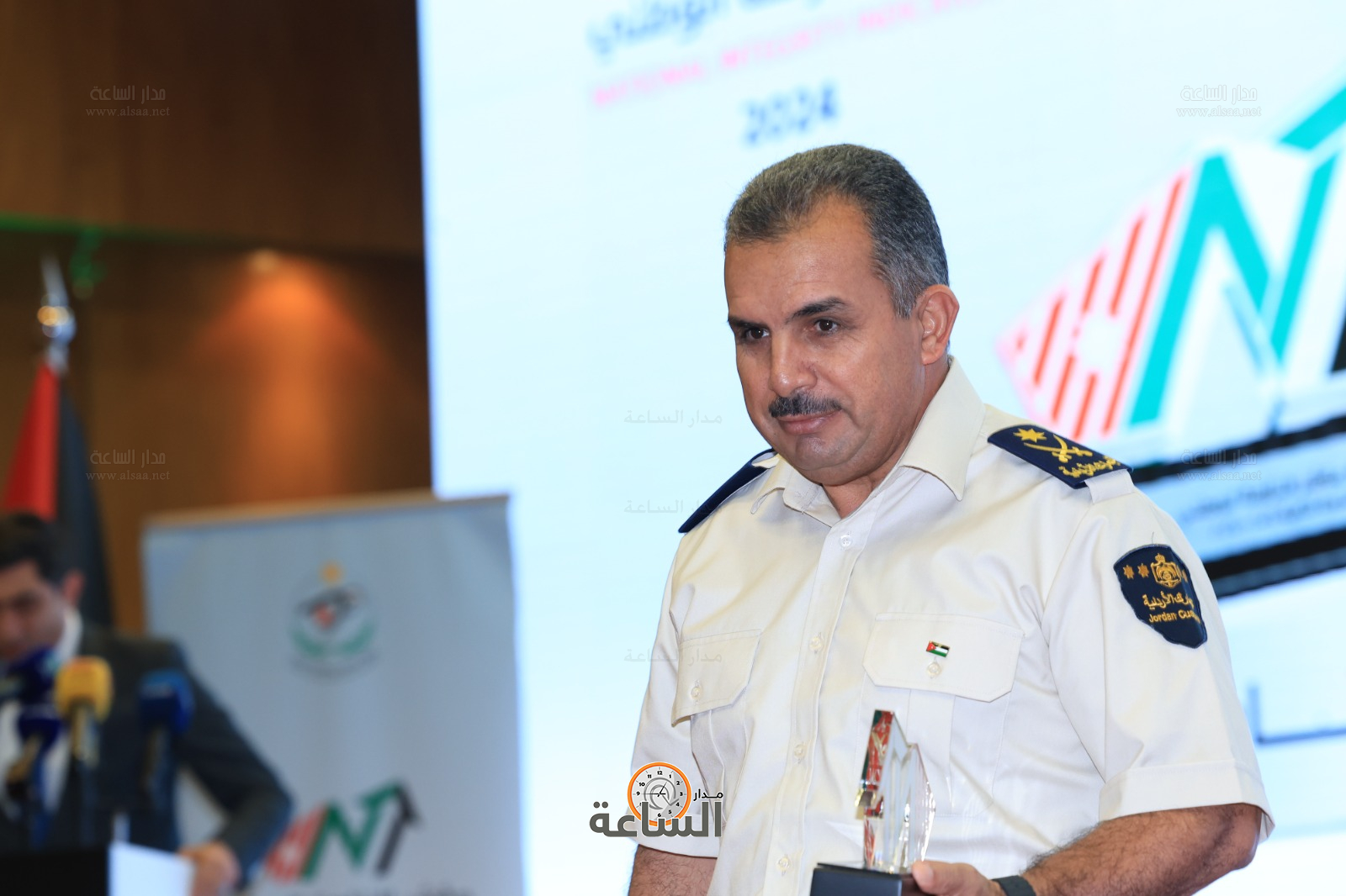 Madar Al-Saa Images 0.5895322544086892