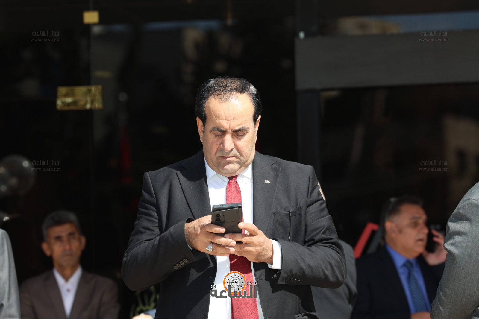 Madar Al-Saa Images 0.22784360292291794