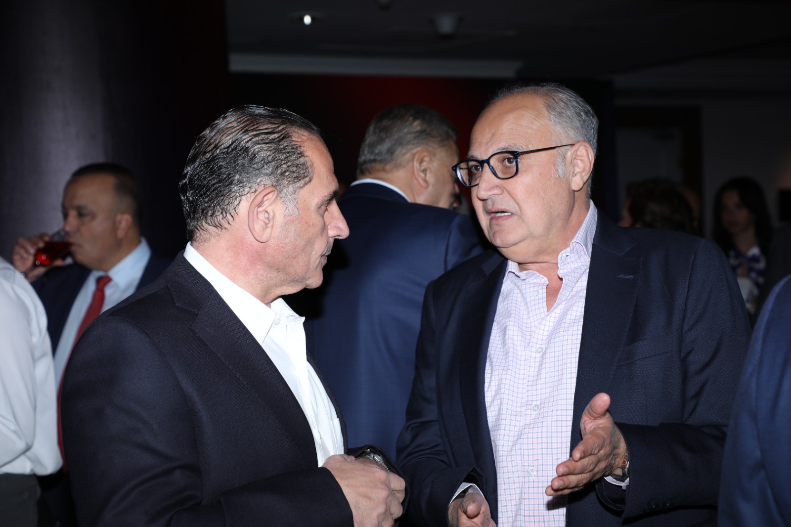 Madar Al-Saa Images 0.19809099869639746