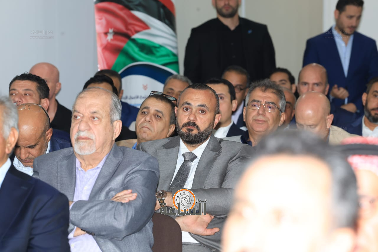 Madar Al-Saa Images 0.702602790901215