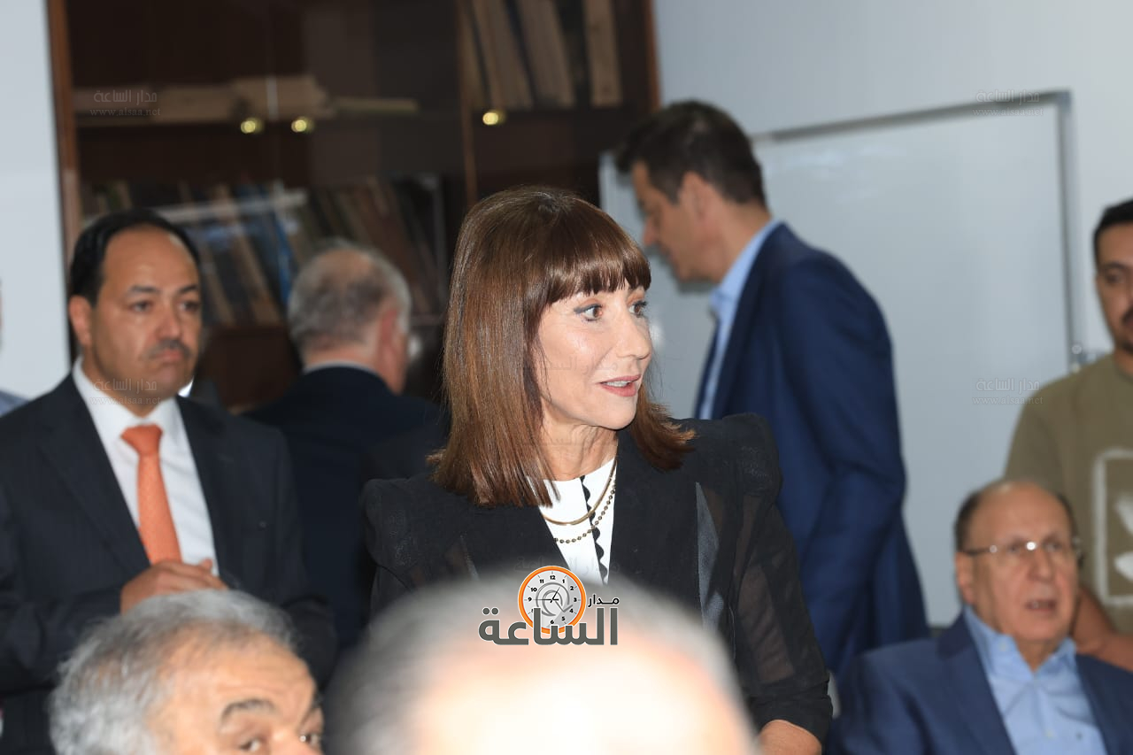 Madar Al-Saa Images 0.607137670005682