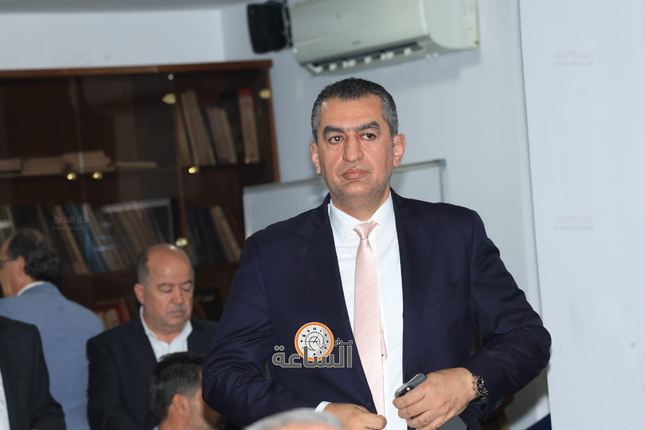 Madar Al-Saa Images 0.9745586361756796