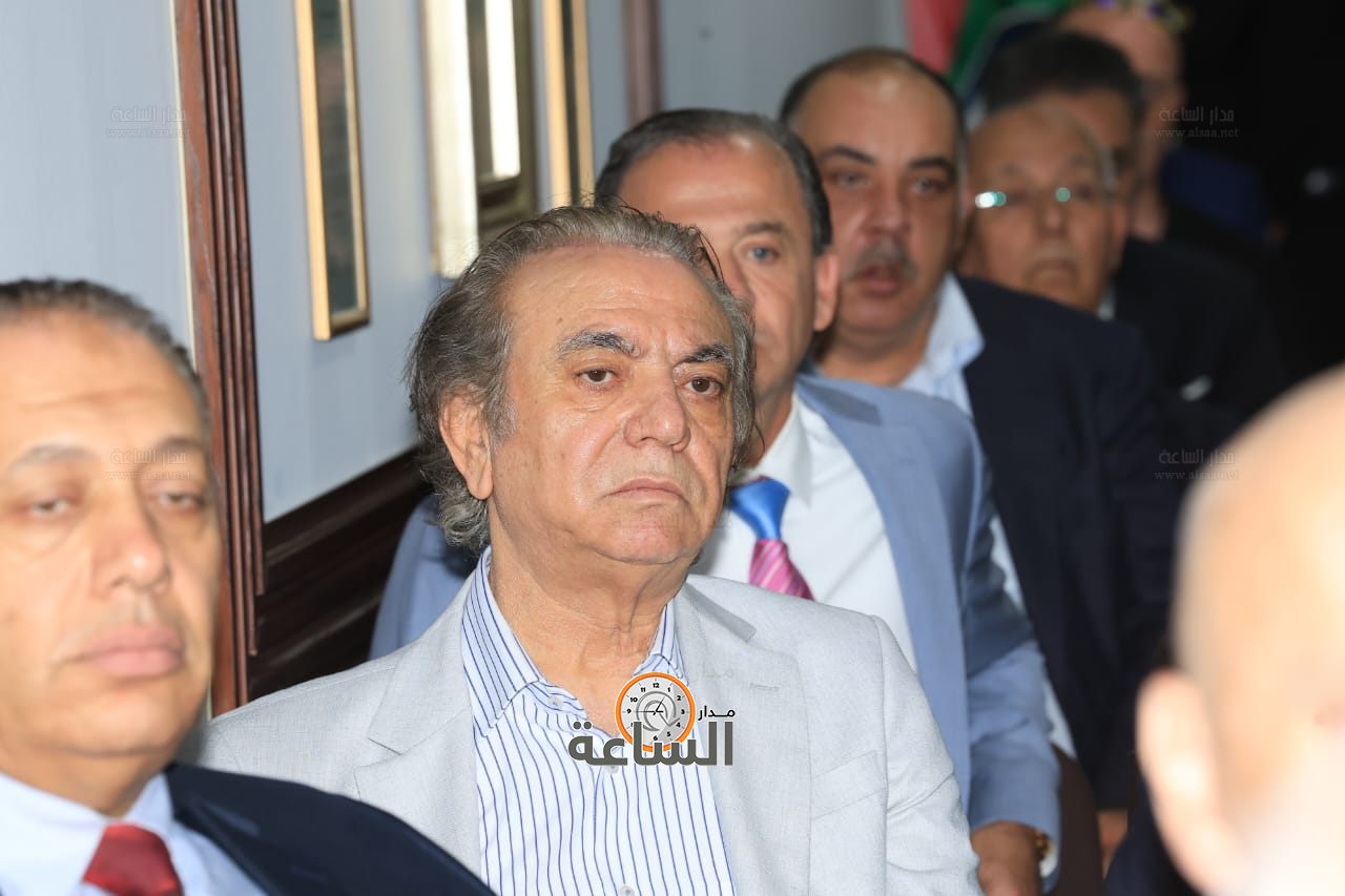 Madar Al-Saa Images 0.18374593407880924