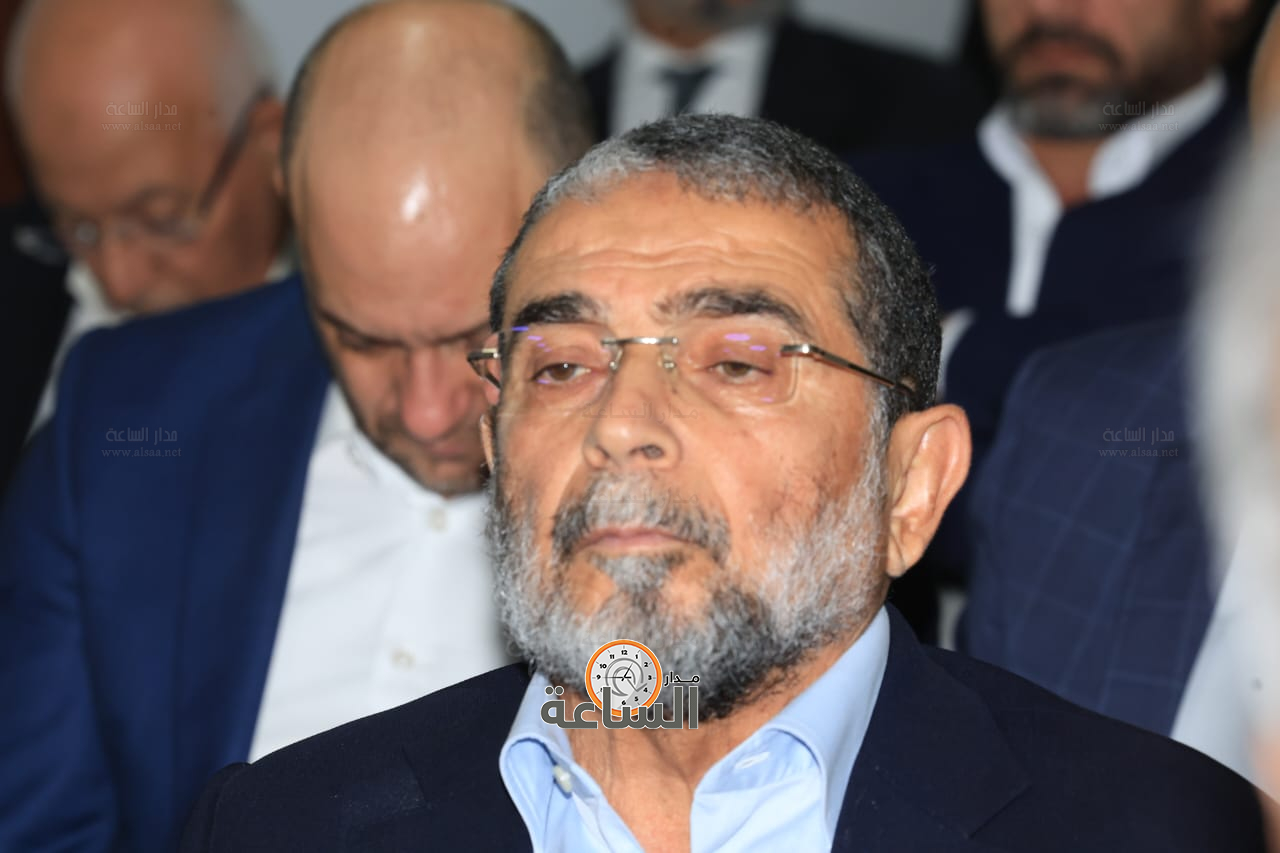 Madar Al-Saa Images 0.5751639676132033