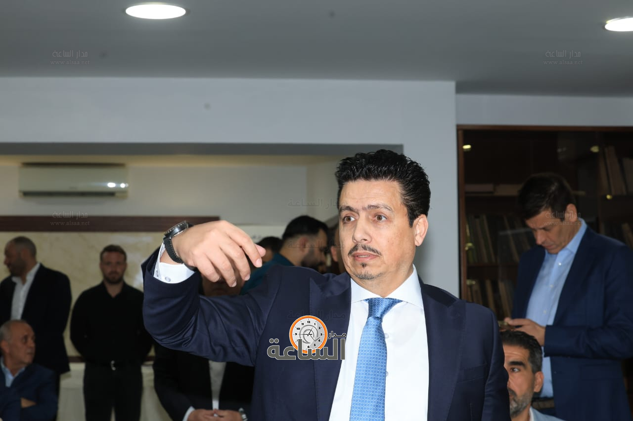 Madar Al-Saa Images 0.10019411641147391