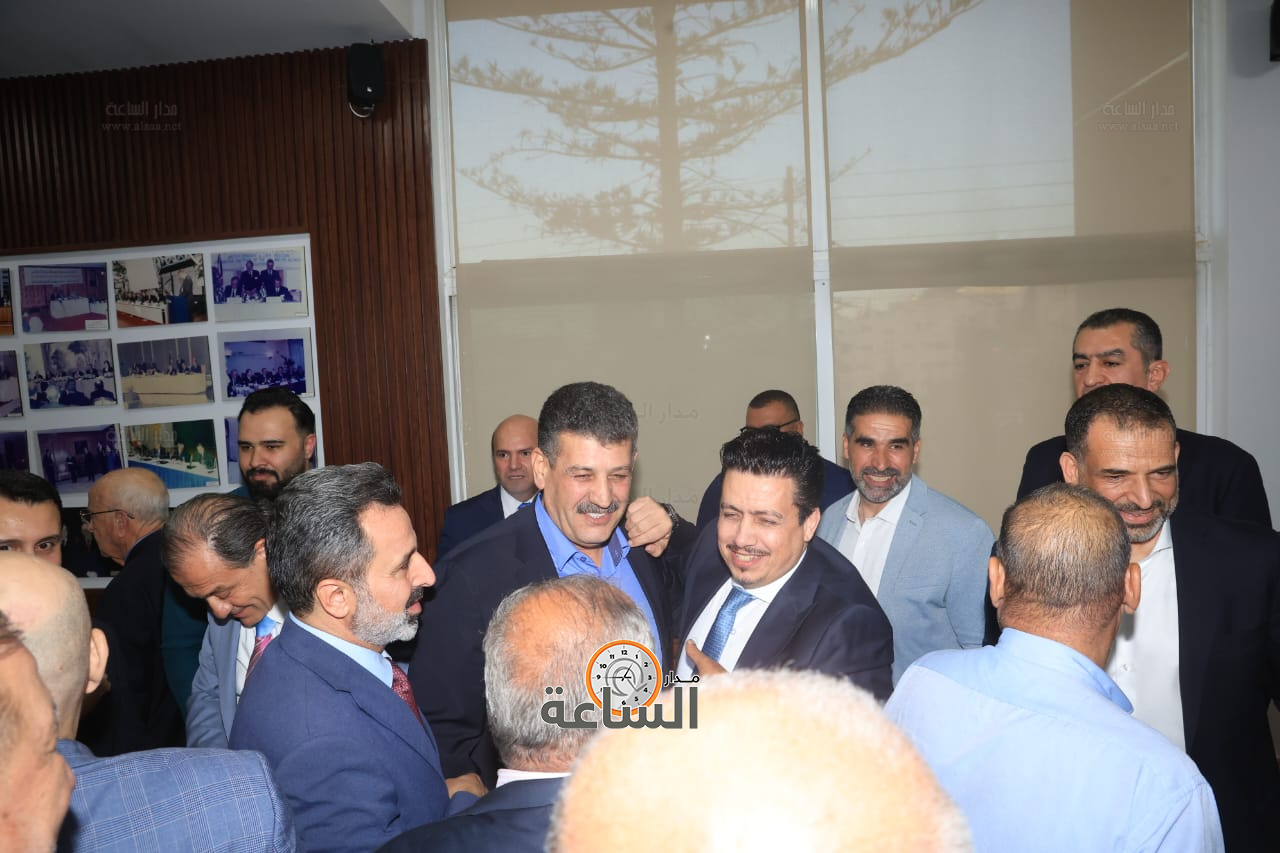 Madar Al-Saa Images 0.8026608070934687