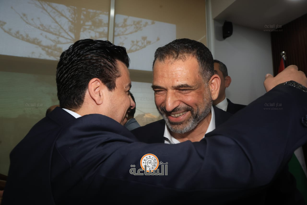 Madar Al-Saa Images 0.2745495739213494