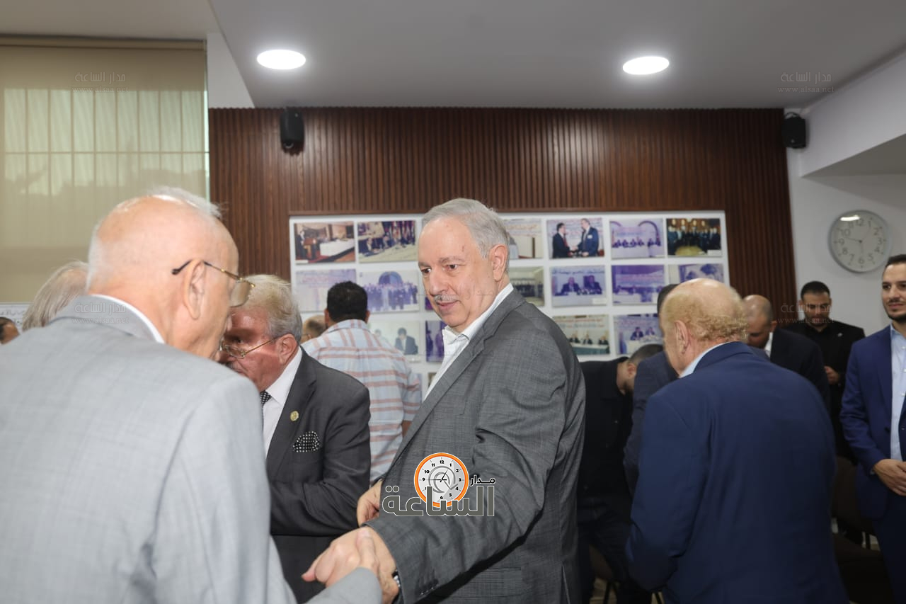 Madar Al-Saa Images 0.1803488350850444