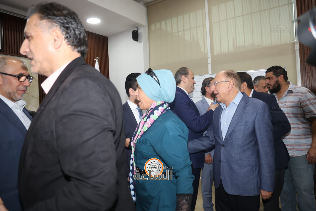 Madar Al-Saa Images 0.5003155503986761