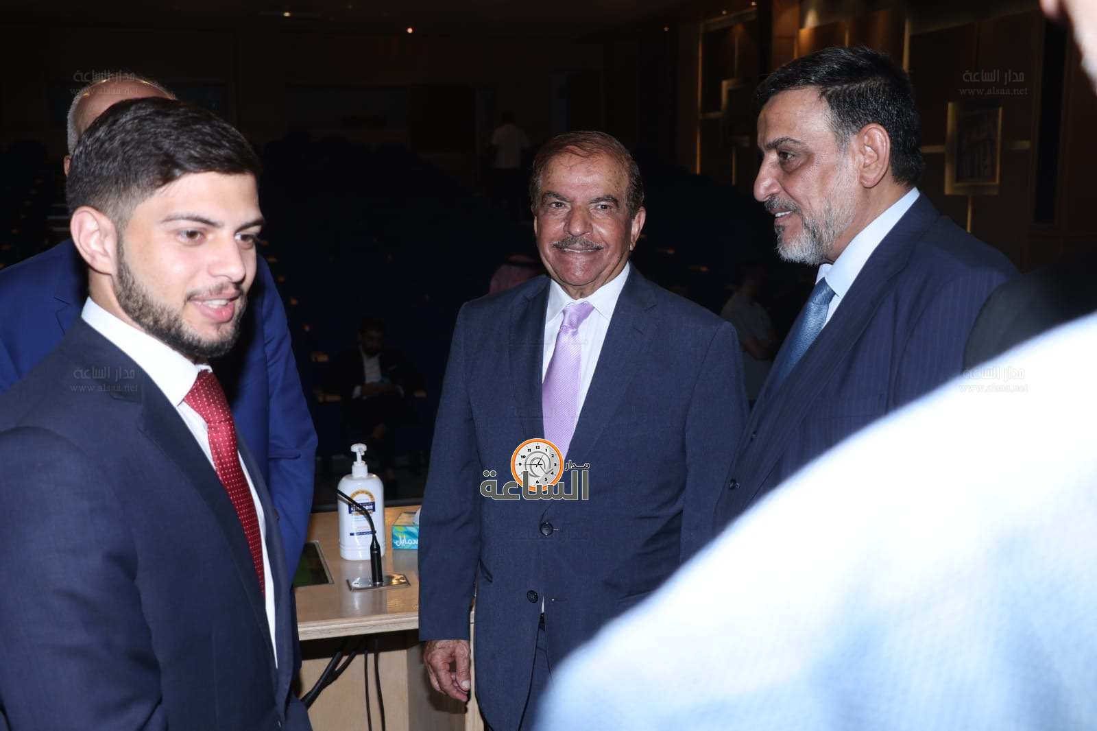 Madar Al-Saa Images 0.6831533049216454