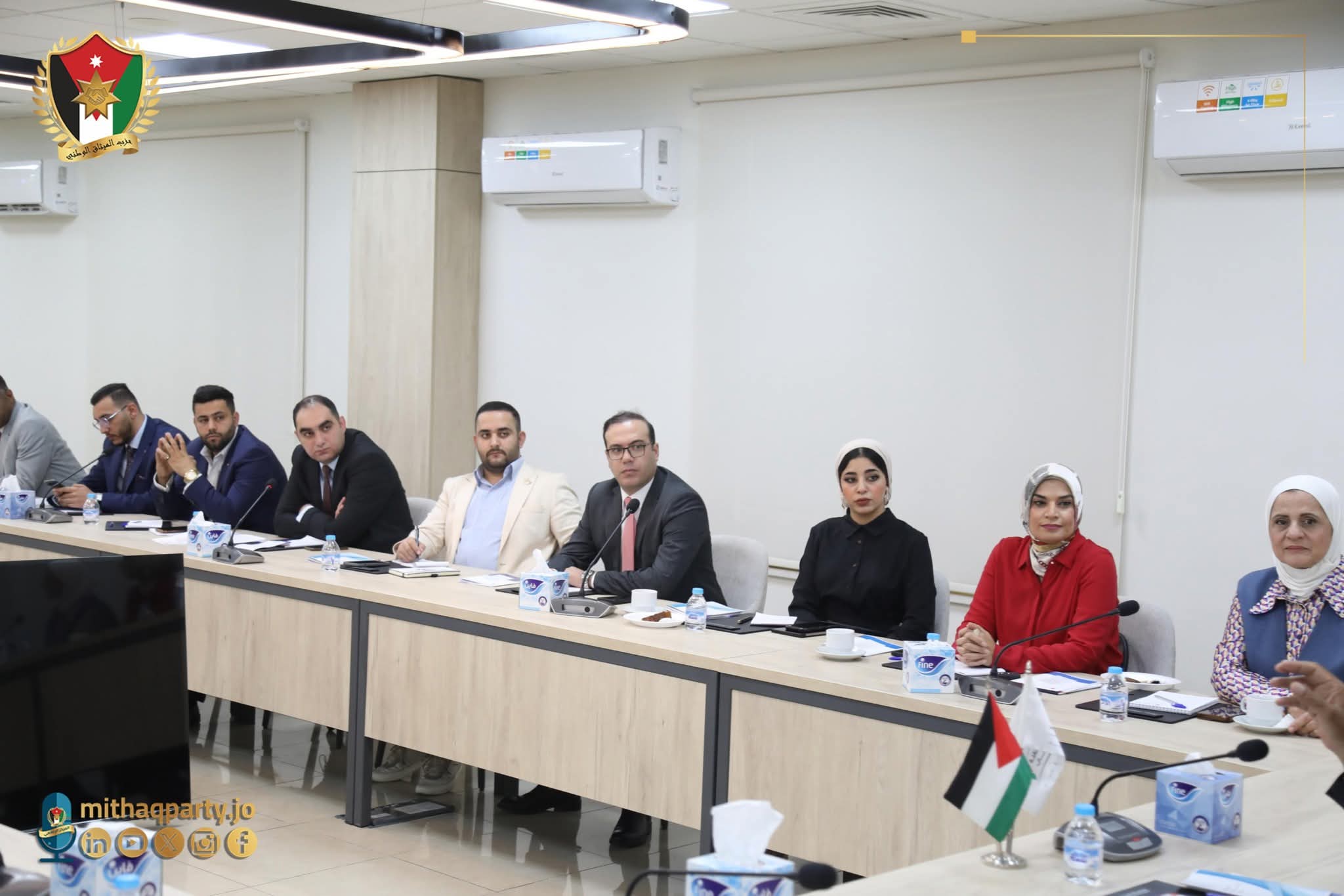 Madar Al-Saa Images 0.4338879355518186