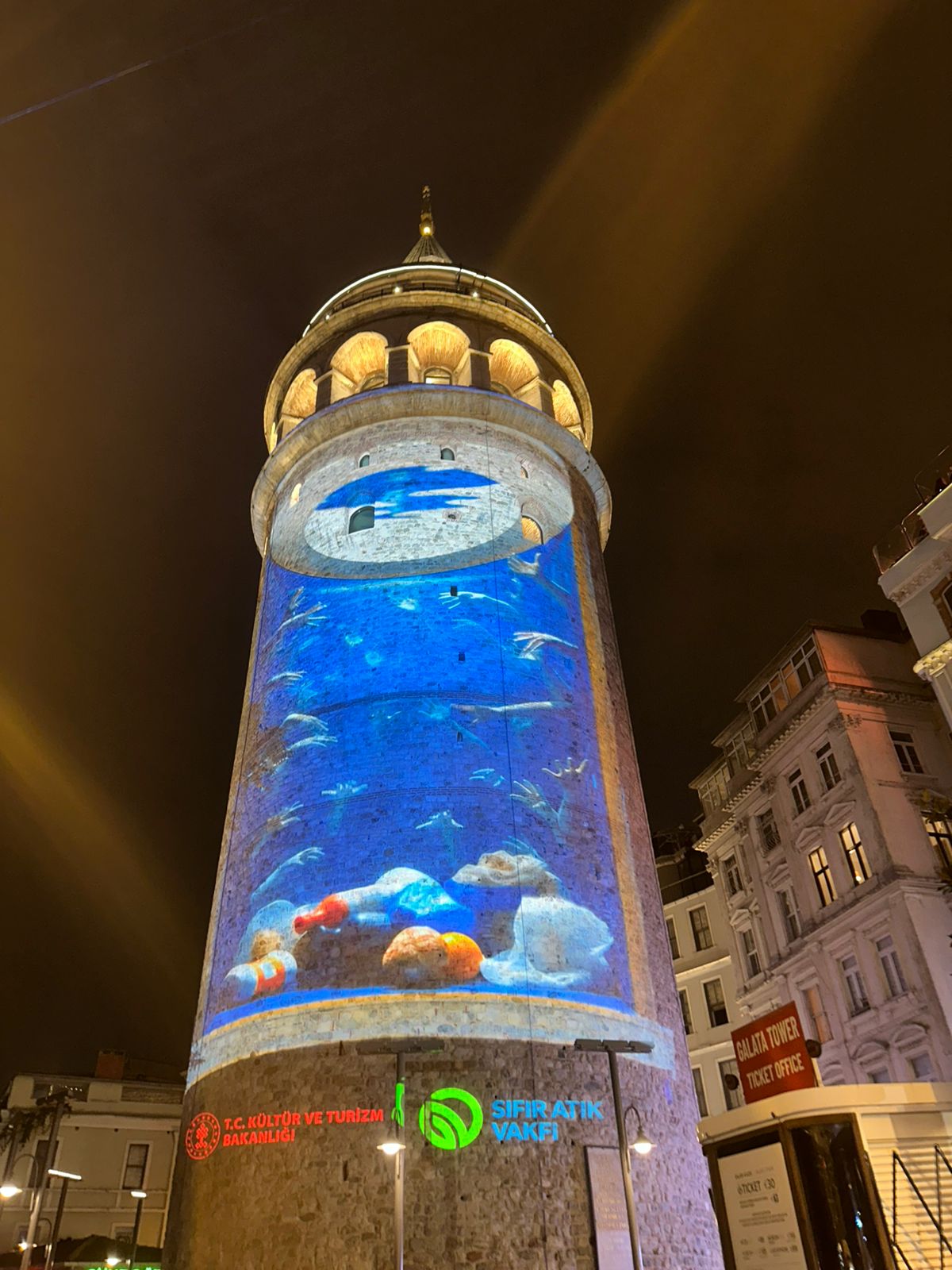 Madar Al-Saa Images 0.3648585597048639