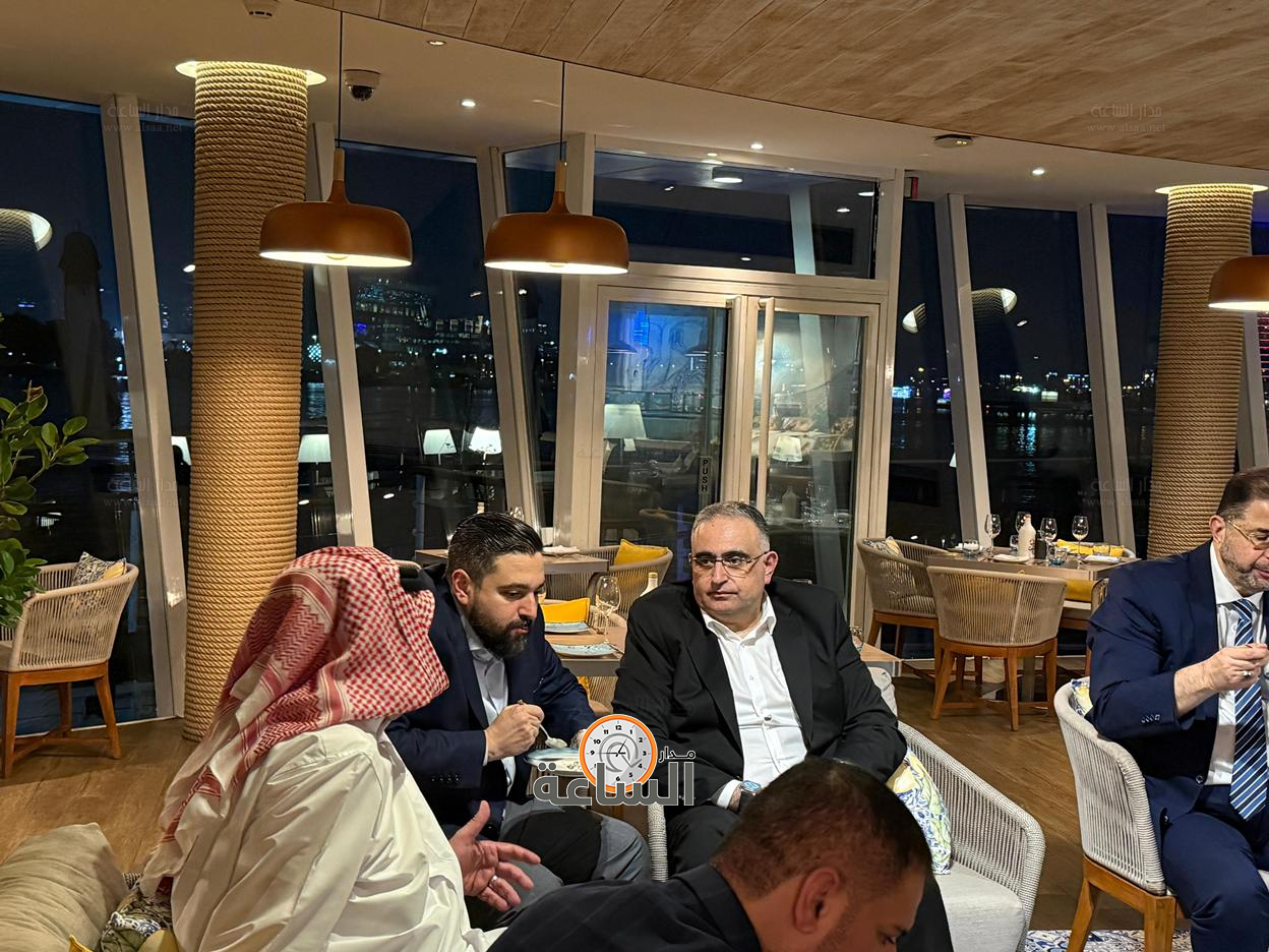 Madar Al-Saa Images 0.048412186536851864