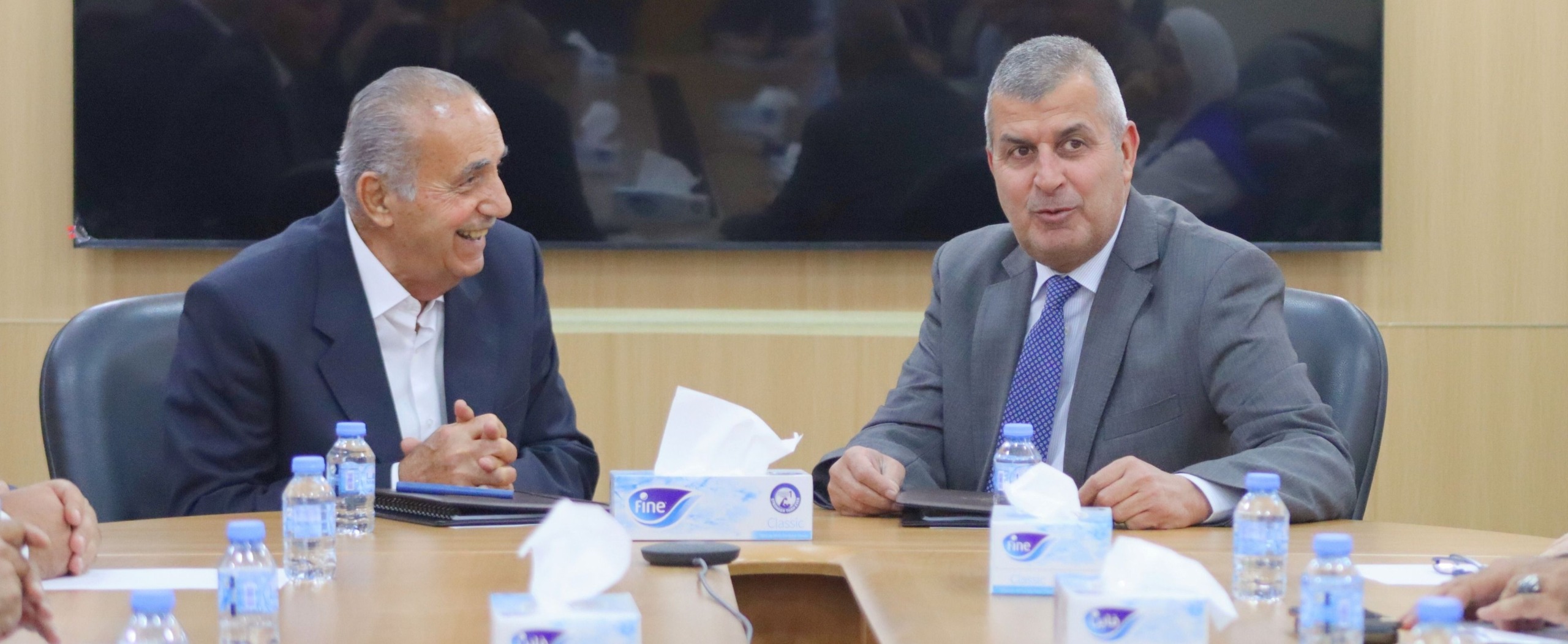 Madar Al-Saa Images 0.6521097202627348